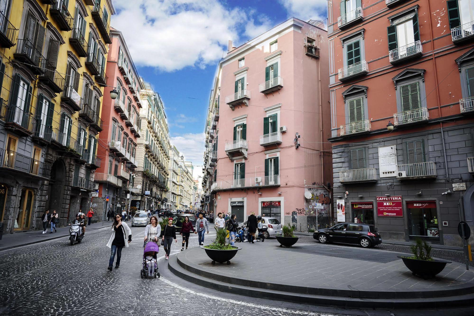 Le 4 Stagioni Napoli Centro 호텔 외부 사진